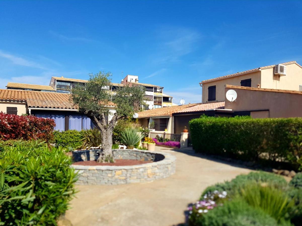 Holiday home Calma Port Venus Village Naturiste Piscine & Velo